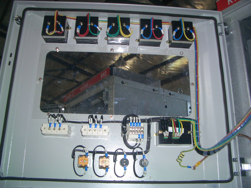 KYN28-12计量柜仪表门接线