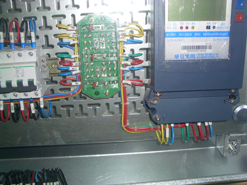 KYN28-12计量柜仪表室网板元件安装美观